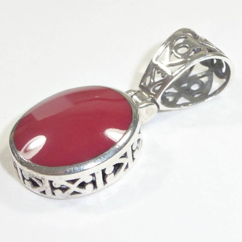 Silpada S1300 Sterling Silver Red Stone Filigree Pendant .925 Reversible